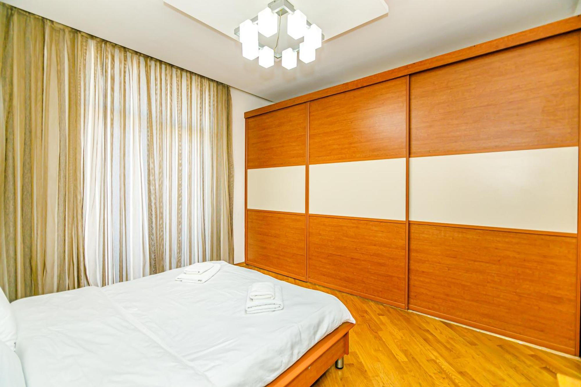 Boulevard Apartment By Baku Housing Екстериор снимка